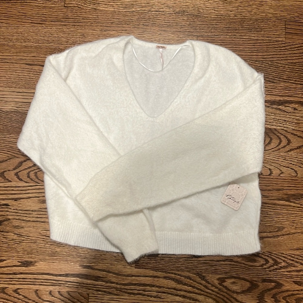Free People New white fuzzy sweater